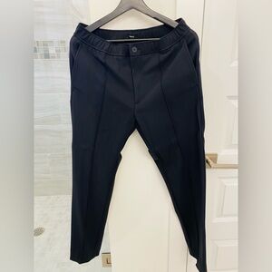 Black  Men's Curtís precision Ponte Drawstring Pants.